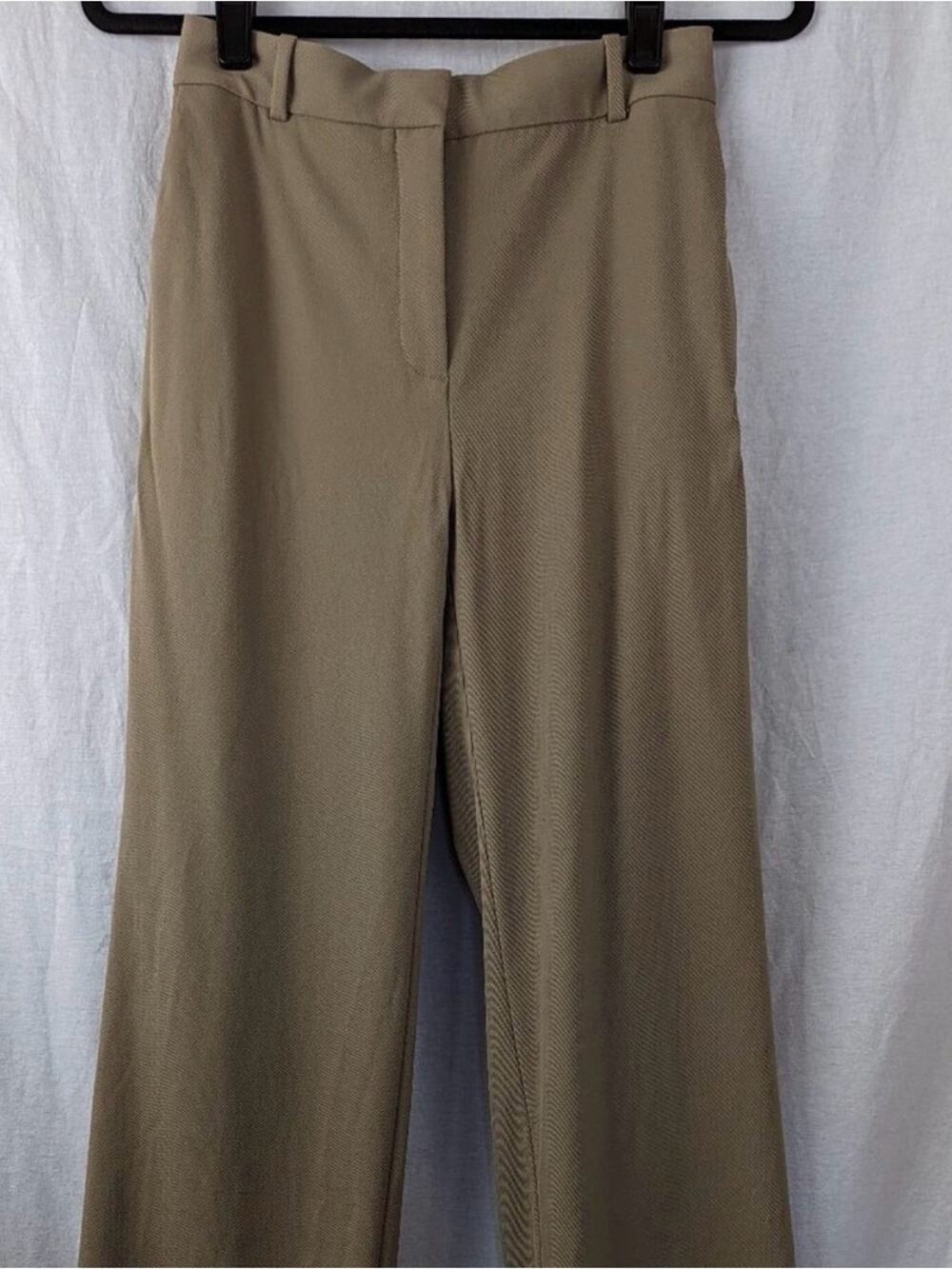 Babaton Aritzia women’s Agency Pants. Wool tan side leg size 2 pants.